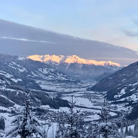 Kama Alm Alpesi faház *