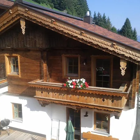 Kama Alm Alpesi faház Aschau Im Zillertal